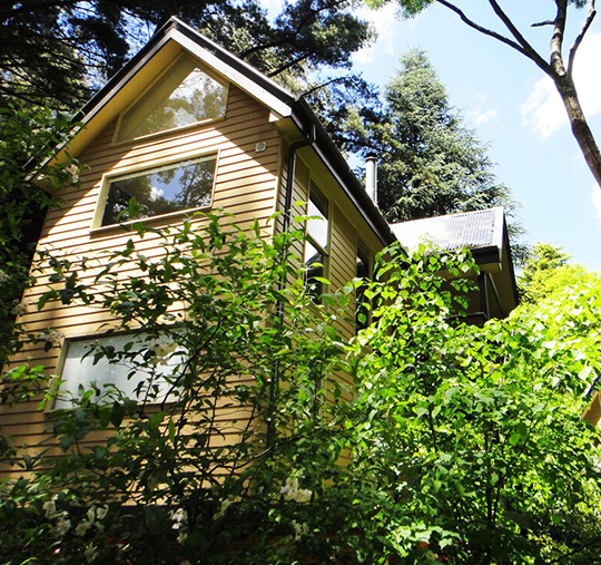 In Mount Dandenong Luxury Accommodation  At Lochiel Luxury Accommodation